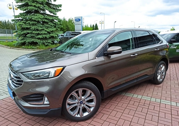 Ford EDGE cena 106900 przebieg: 67861, rok produkcji 2019 z Góra małe 254